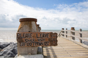Please leave only your footprints